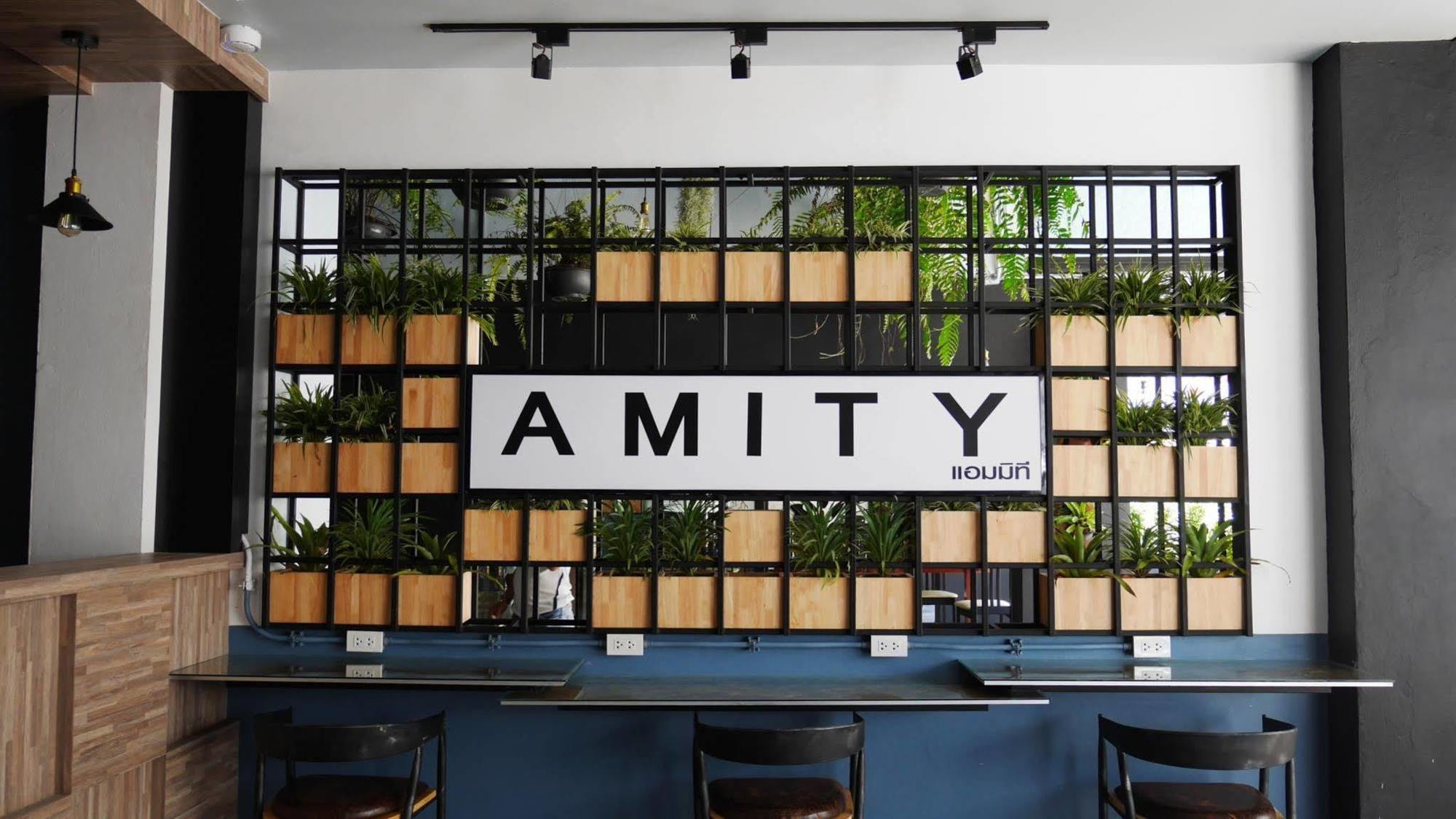 A Pousada Amity Poshtel Krabi town Exterior foto